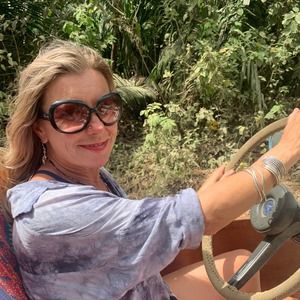 Meet your Posher, Nicky